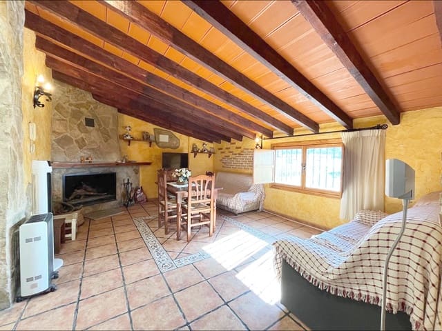 5 makuuhuone Huoneisto myytävänä paikassa Pinoso - 130 000 € (Ref: 9505997)