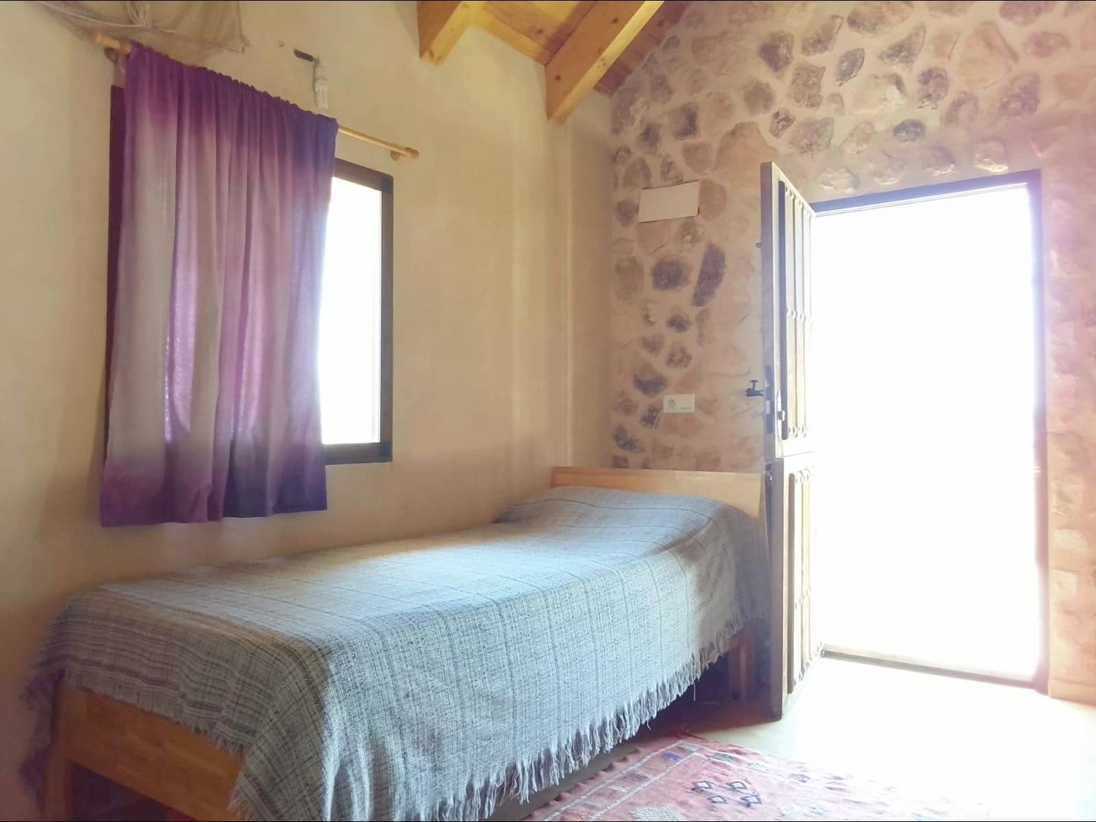 4 bedroom Villa for sale in Pinoso with garage - € 320,000 (Ref: 9505998)