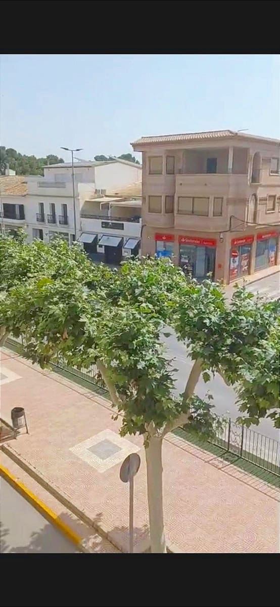 3 makuuhuone Asunto myytävänä paikassa Pinoso - 95 995 € (Ref: 9576709)