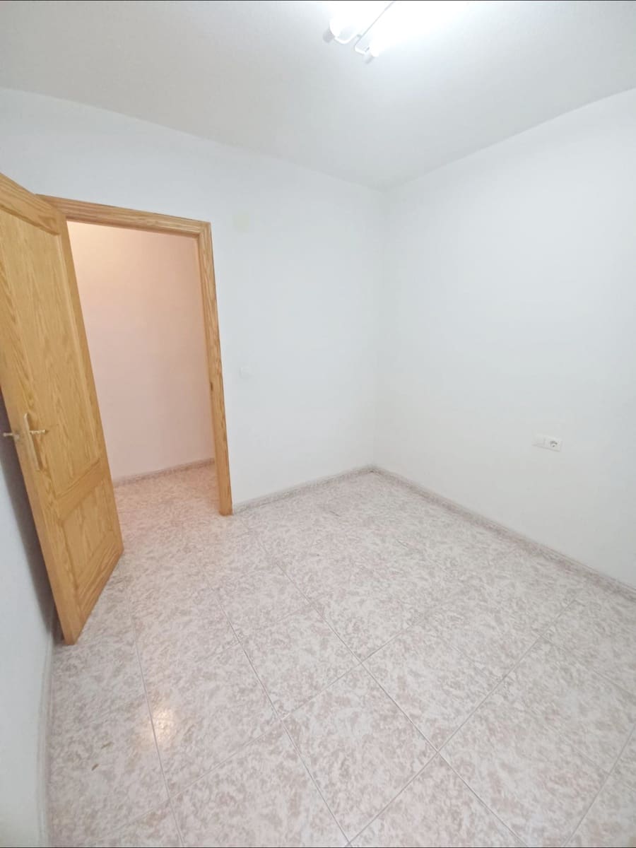 3 makuuhuone Asunto myytävänä paikassa Pinoso - 95 995 € (Ref: 9576709)