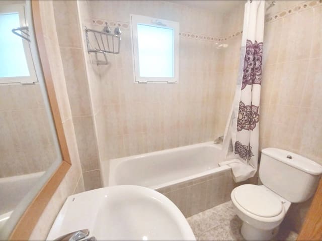 3 makuuhuone Asunto myytävänä paikassa Pinoso - 95 995 € (Ref: 9576709)