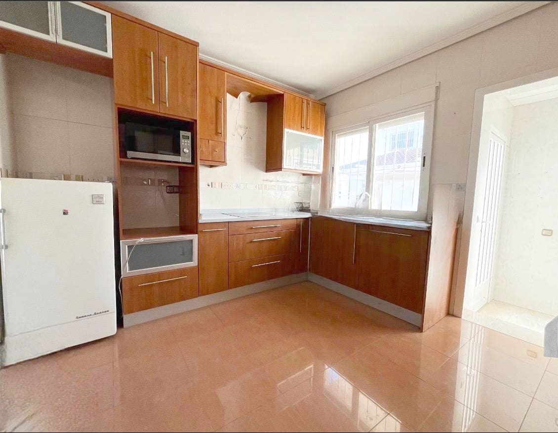 4 soverom Villa til salgs i La Alcayna med garasje - € 299 000 (Ref: 9582949)