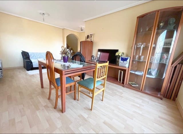 4 soverom Villa til salgs i La Alcayna, Molina de Segura med garasje - € 299 000 (Ref: 9582949)