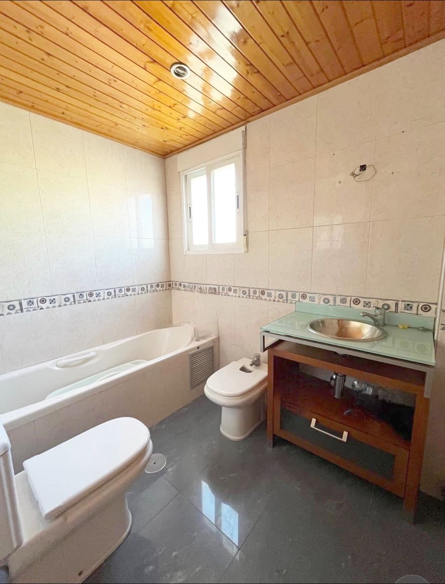 4 soverom Villa til salgs i La Alcayna med garasje - € 299 000 (Ref: 9582949)