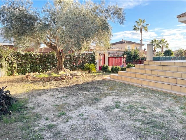 4 soverom Villa til salgs i La Alcayna, Molina de Segura med garasje - € 299 000 (Ref: 9582949)