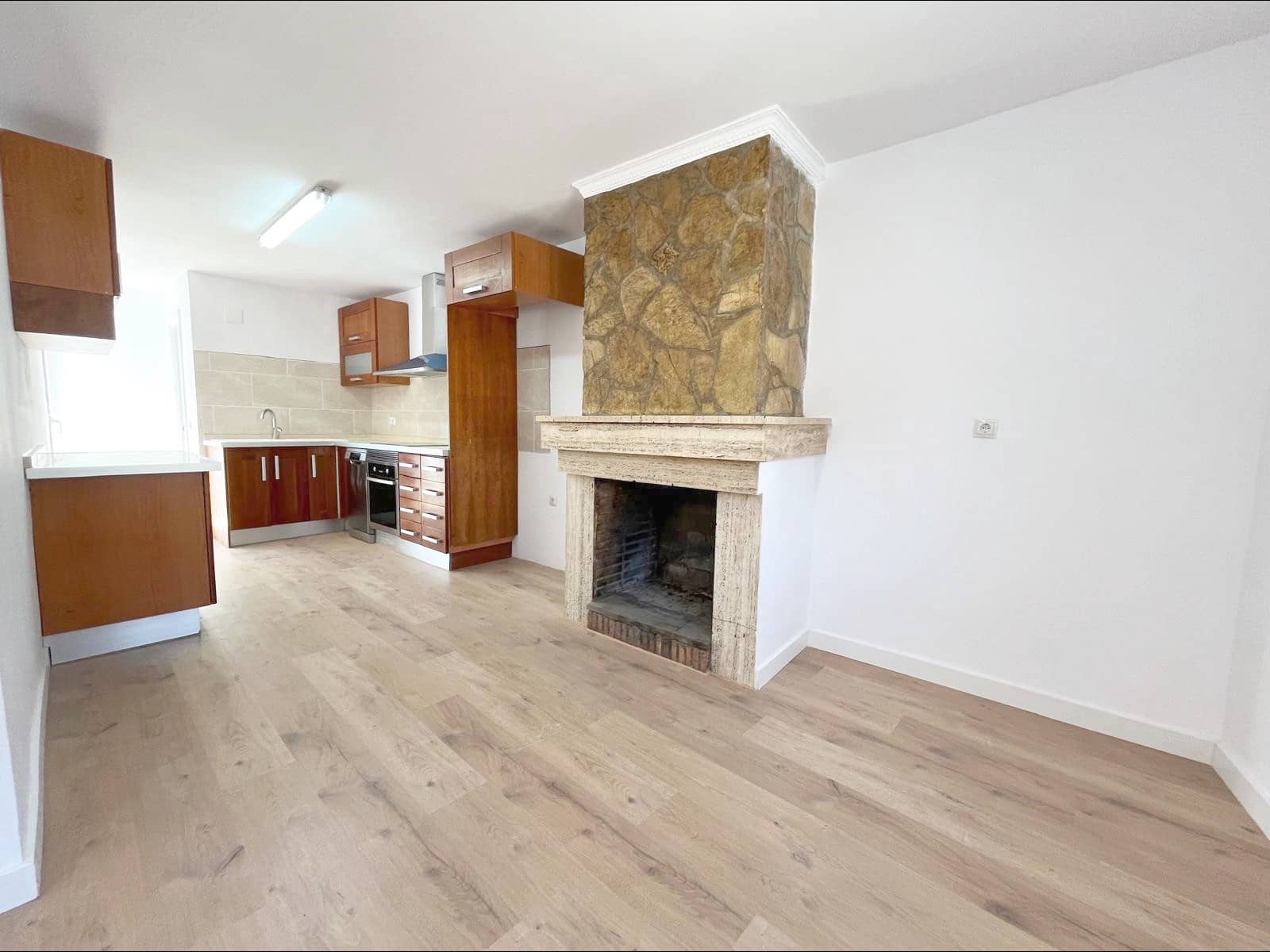 3 soveværelse Byhus til salg i L'Alguena / Alguenya - € 125.000 (Ref: 9877237)