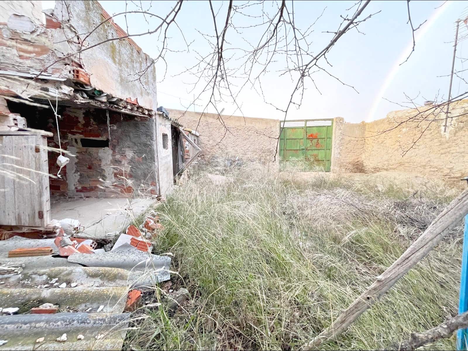 Commercial for sale in Raspay - € 44,000 (Ref: 9877238)