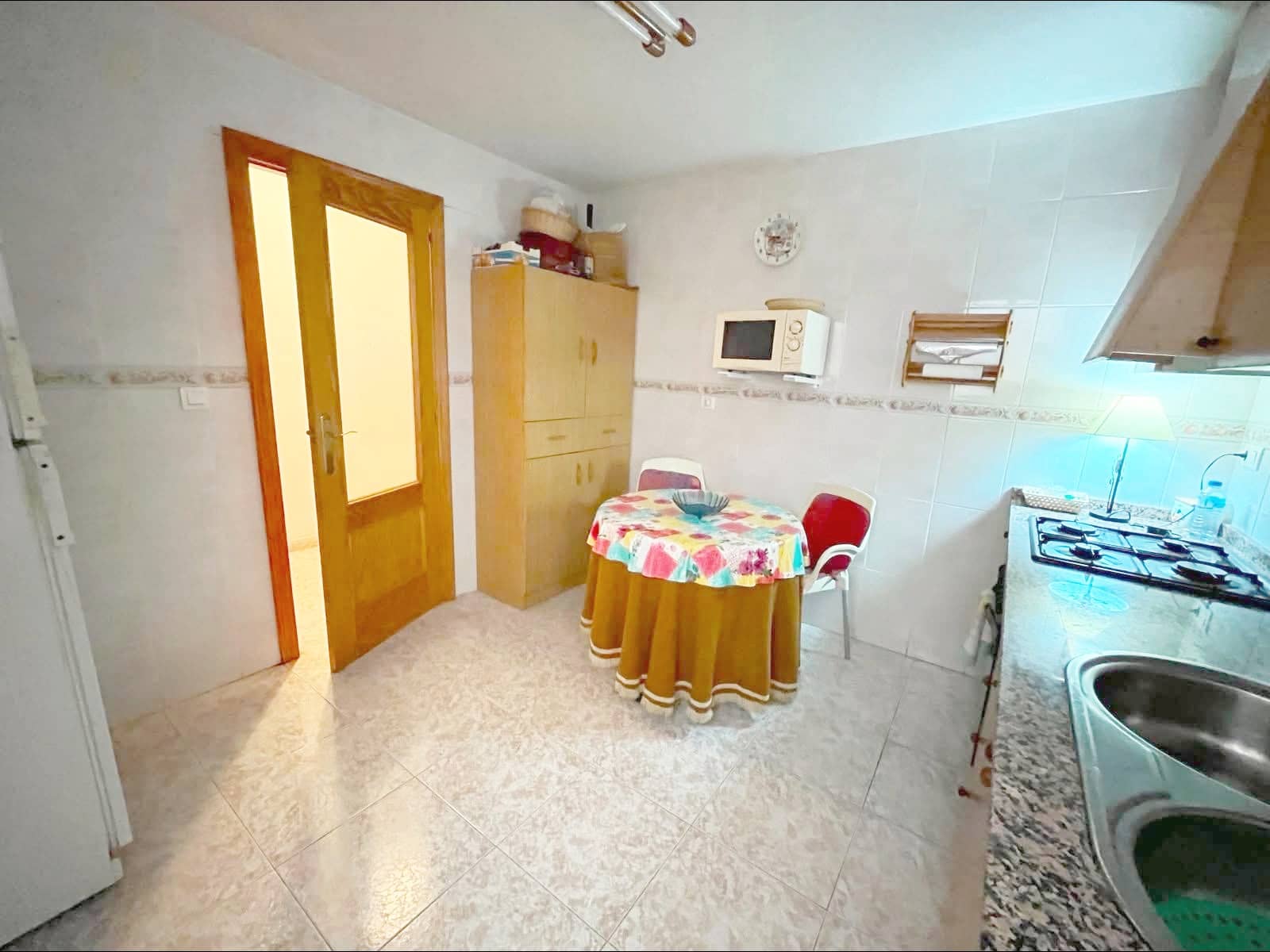 3 bedroom Flat for sale in Pinoso - € 84,000 (Ref: 9920435)