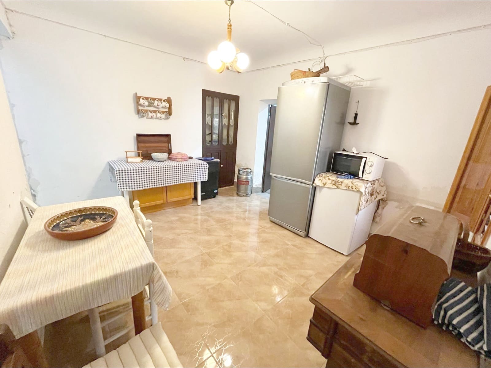 5 bedroom Finca/Country House for sale in Jumilla - € 158,000 (Ref: 9939987)