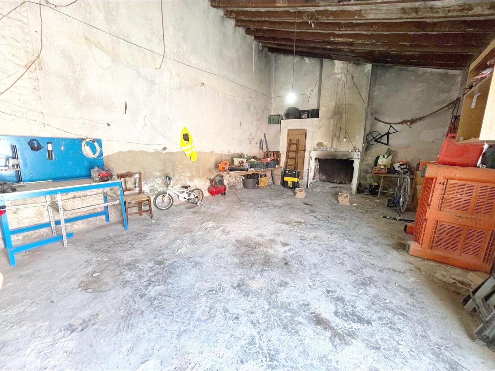 5 bedroom Finca/Country House for sale in Jumilla - € 158,000 (Ref: 9939987)