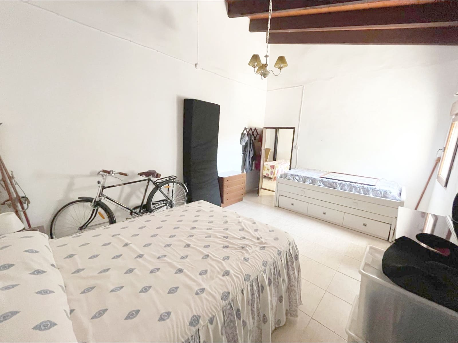 5 bedroom Finca/Country House for sale in Jumilla - € 158,000 (Ref: 9939987)