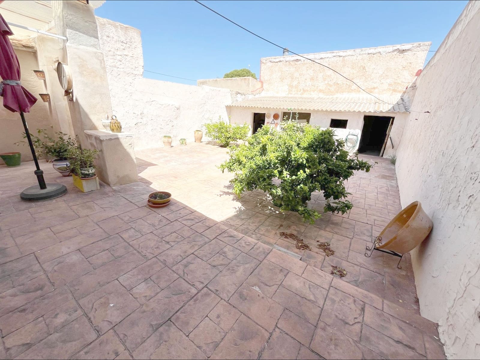 5 bedroom Finca/Country House for sale in Jumilla - € 158,000 (Ref: 9939987)