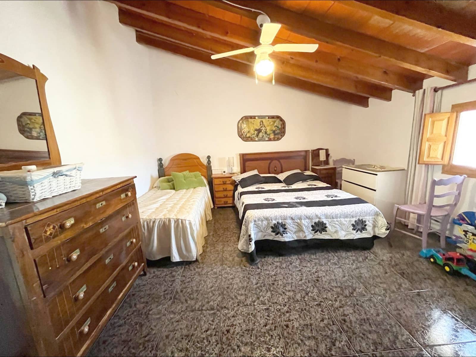 5 bedroom Finca/Country House for sale in Jumilla - € 158,000 (Ref: 9939987)