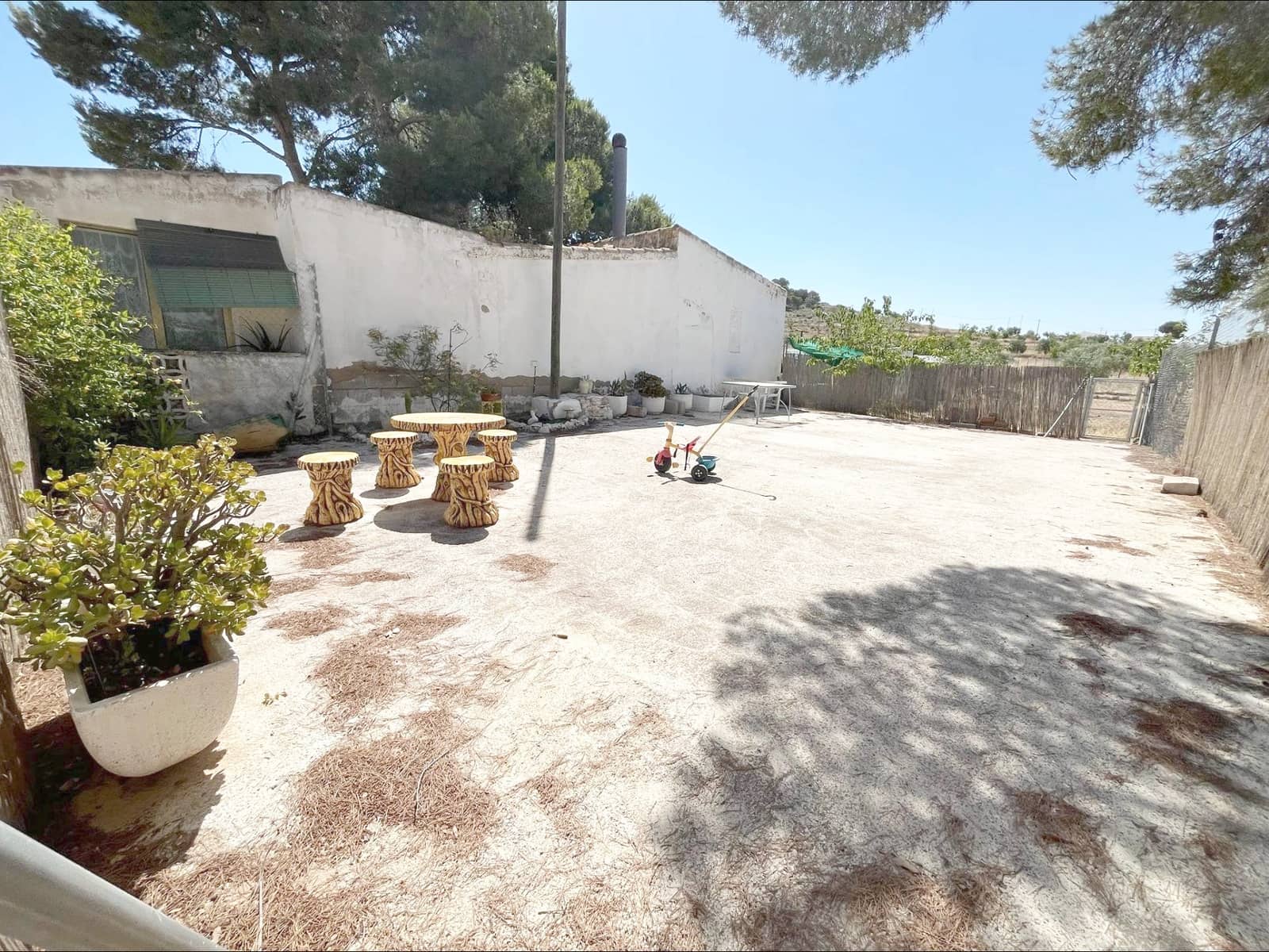5 bedroom Finca/Country House for sale in Jumilla - € 158,000 (Ref: 9939987)