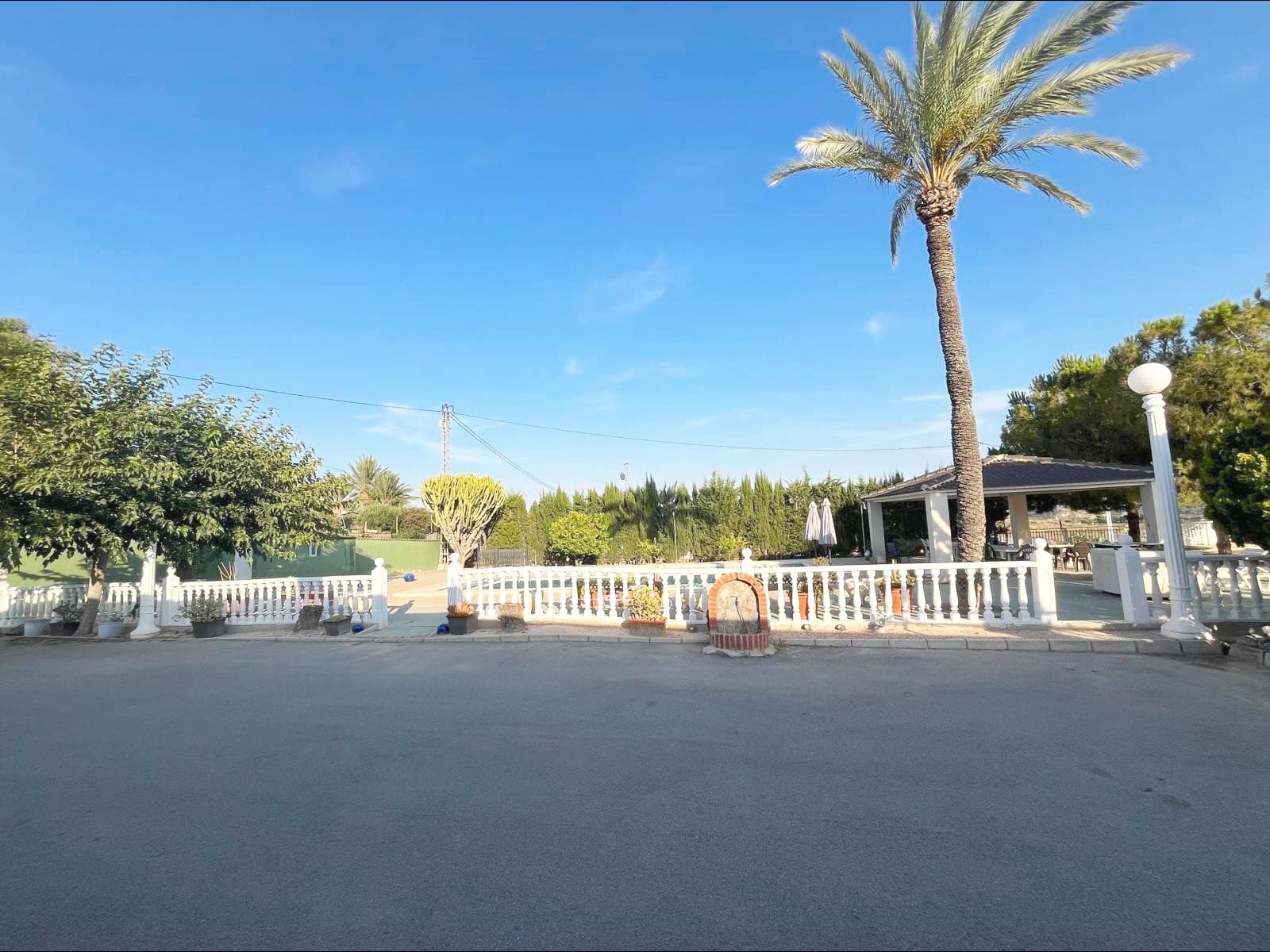 5 slaapkamer Villa te koop in Elche / Elx met zwembad garage - € 650.000 (Ref: 9955137)