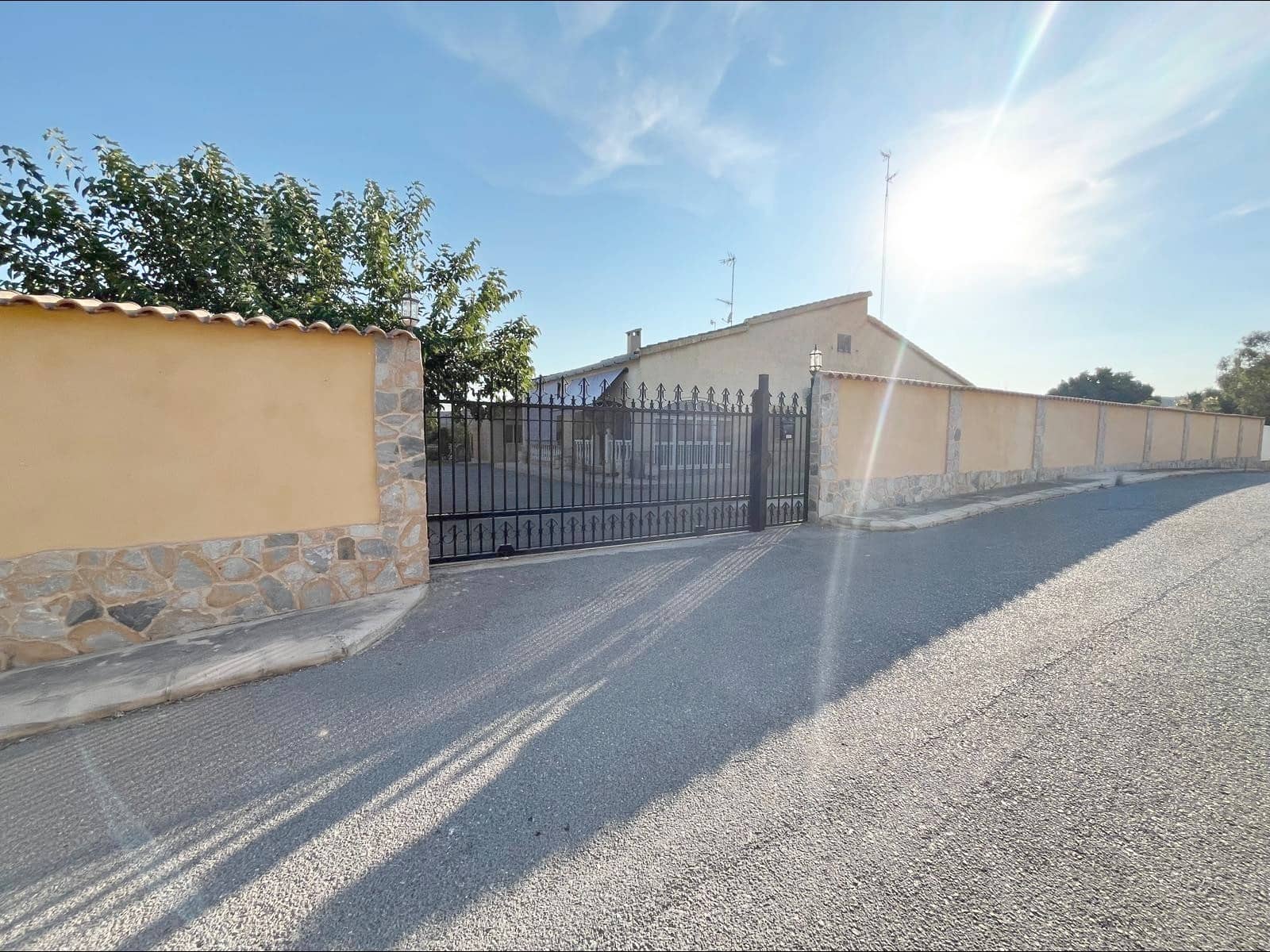 5 slaapkamer Villa te koop in Elche / Elx met zwembad garage - € 650.000 (Ref: 9955137)