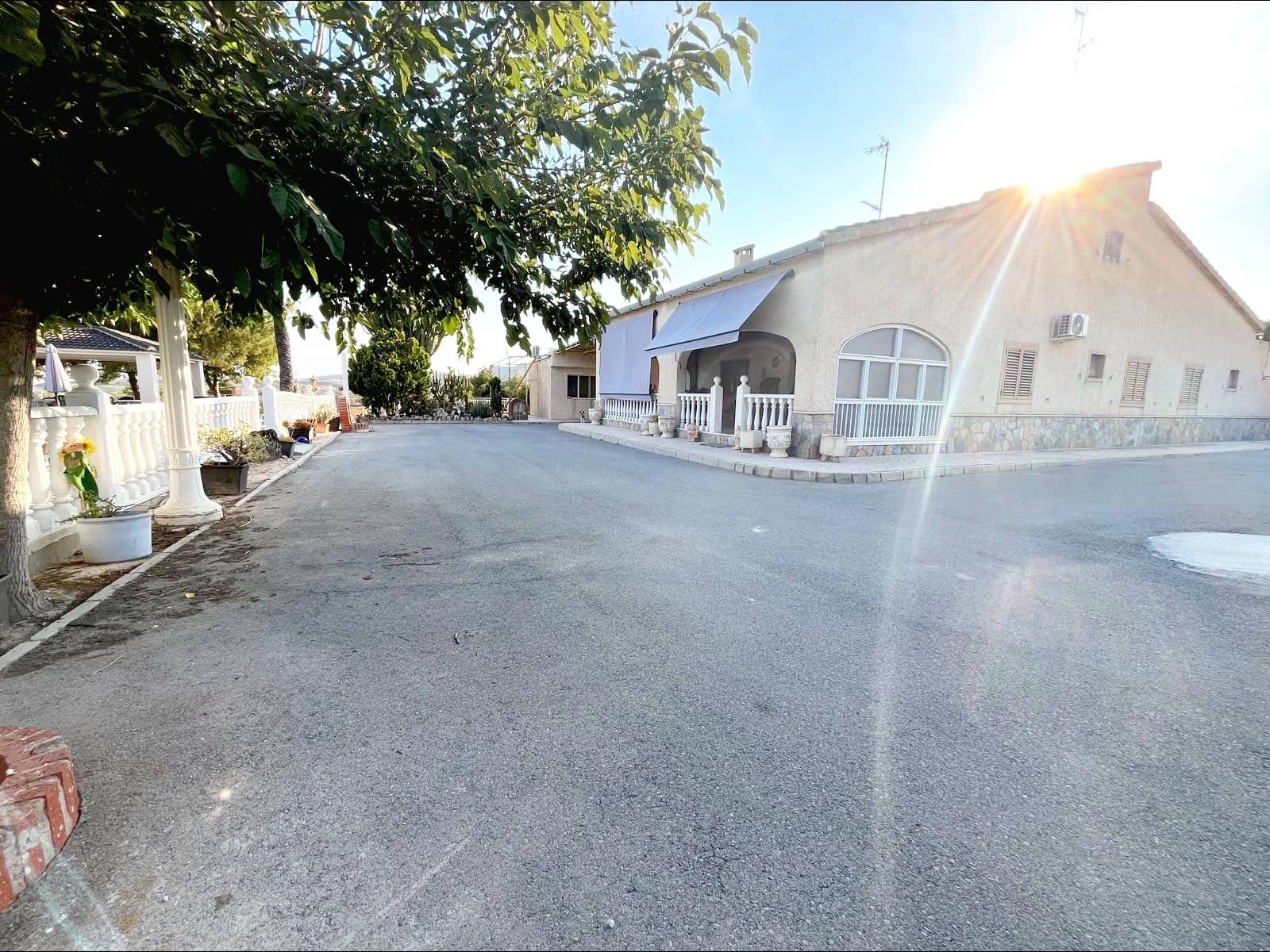 5 slaapkamer Villa te koop in Elche / Elx met zwembad garage - € 650.000 (Ref: 9955137)