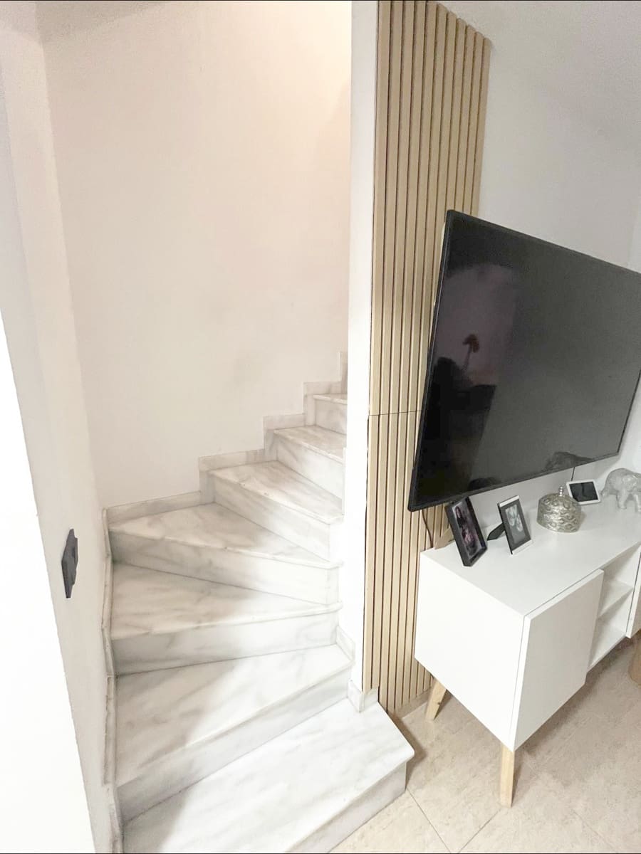 2 soveværelse Semi-Rækkehus til salg i Monforte del Cid - € 230.000 (Ref: 9955138)