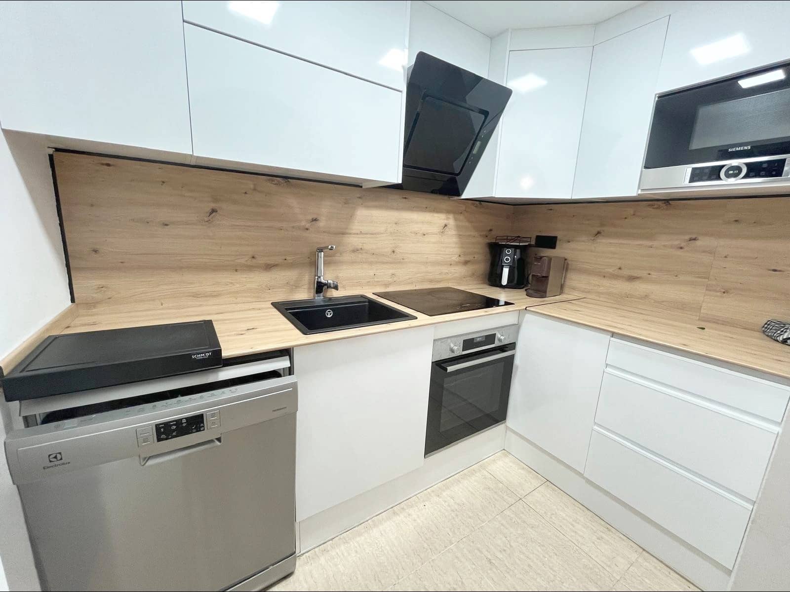 2 soveværelse Semi-Rækkehus til salg i Monforte del Cid - € 230.000 (Ref: 9955138)