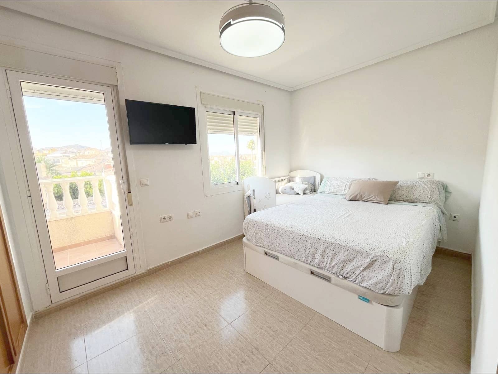 2 soveværelse Semi-Rækkehus til salg i Monforte del Cid - € 230.000 (Ref: 9955138)
