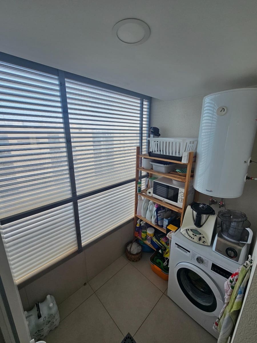 3 sypialnia Penthouse na sprzedaż w Torrevieja z basenem - 795 000 € (Ref: 9823238)