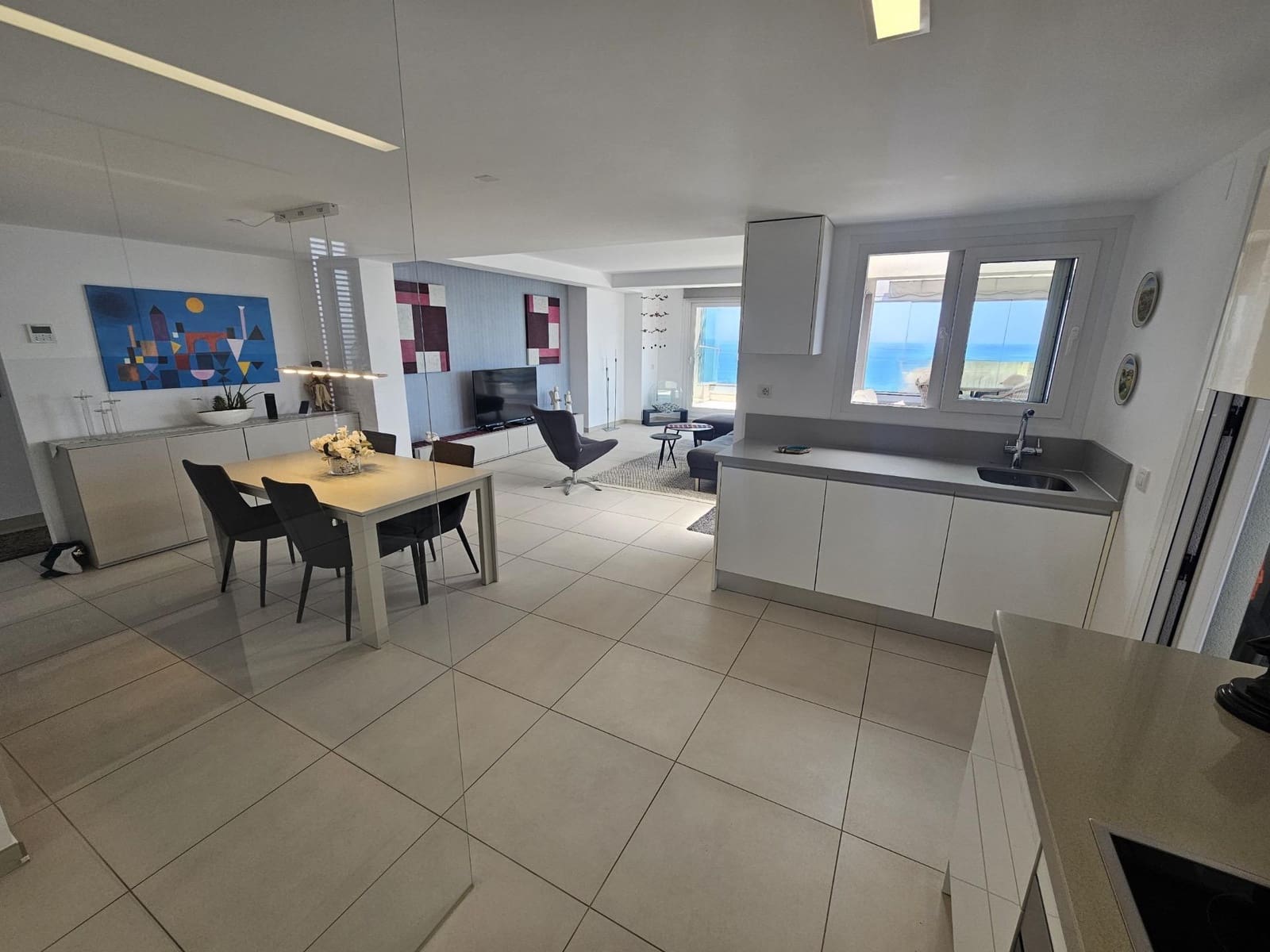 3 sypialnia Penthouse na sprzedaż w Torrevieja z basenem - 795 000 € (Ref: 9823238)