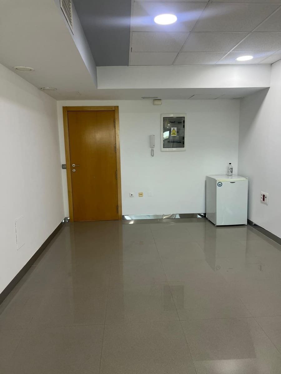 4 bedroom Office for rent in Murcia city with garage - € 1,500 (Ref: 9823245)