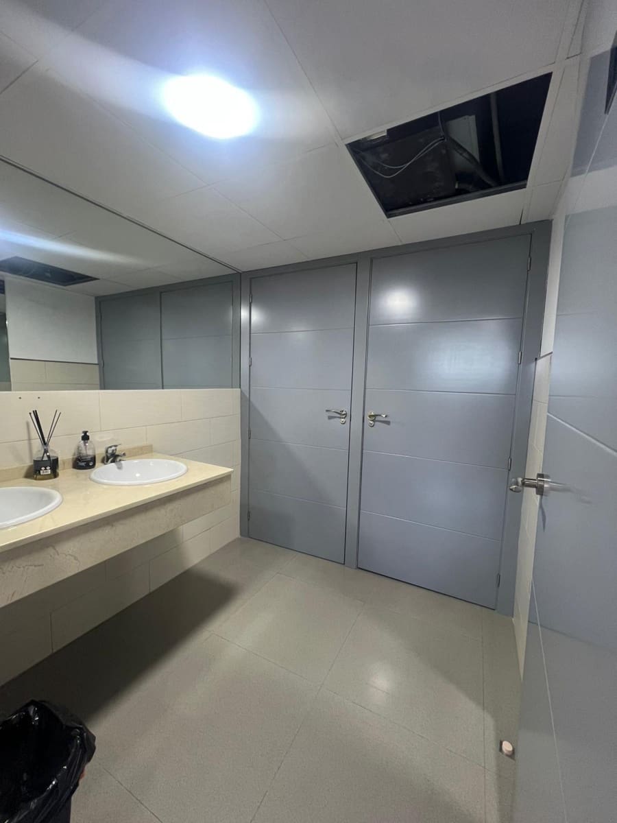 4 bedroom Office for rent in Murcia city with garage - € 1,500 (Ref: 9823245)