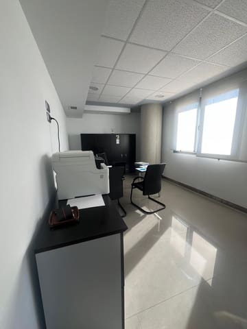 4 Zimmer Büro zu vermieten in Guadalupe, Murcia Stadt mit Garage - 1.500 € (Ref: 9823245)
