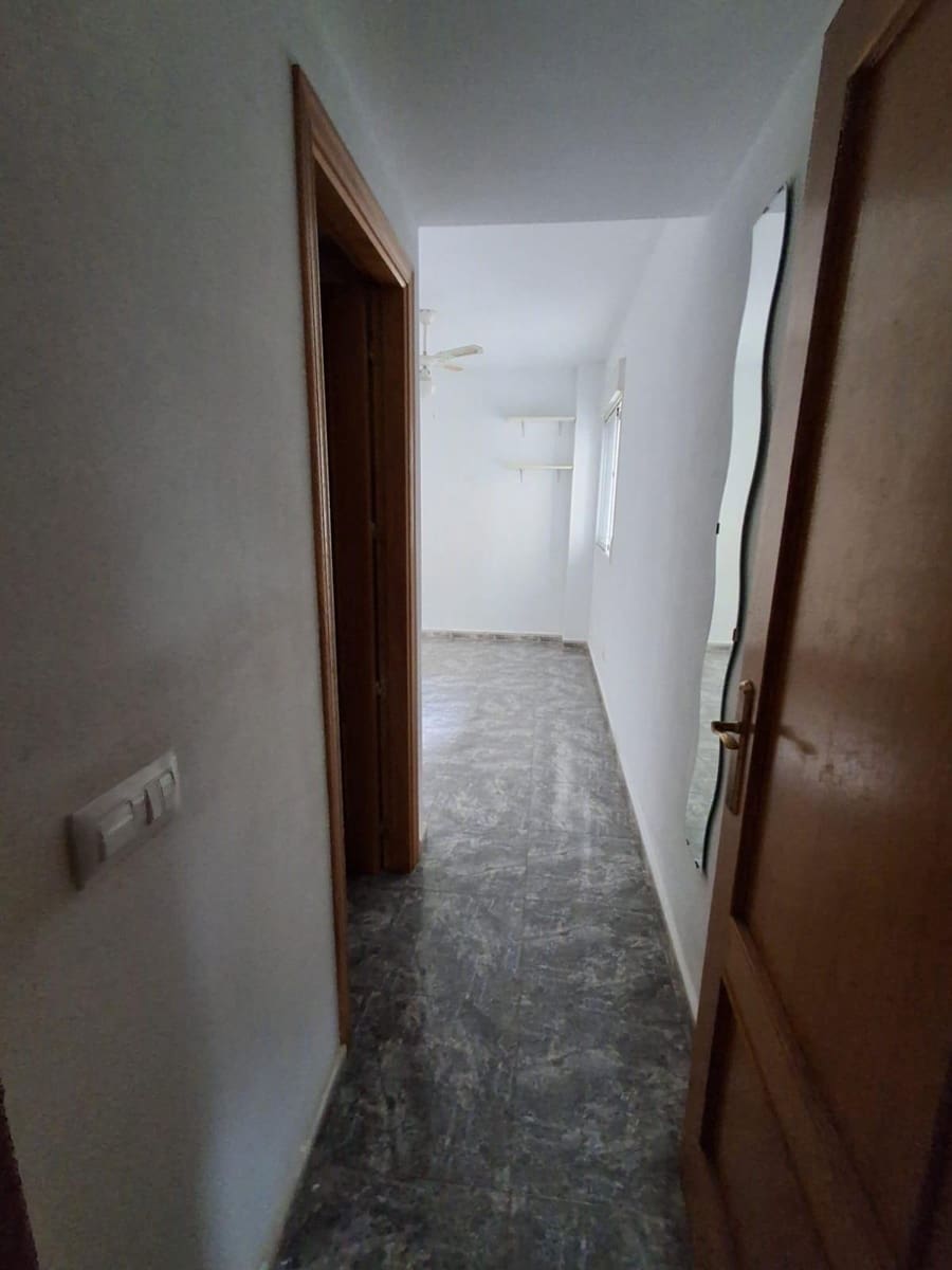 3 bedroom Flat for sale in Algezares with garage - € 159,000 (Ref: 9825478)