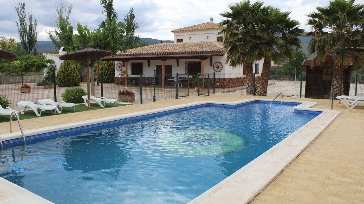 8 slaapkamer Villa te koop in Moratalla met zwembad garage - € 350.000 (Ref: 9825481)