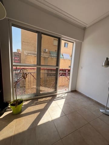 Piso de 4 habitaciones en Murcia ciudad en alquiler con garaje - 1.400 € (Ref: 9825483)
