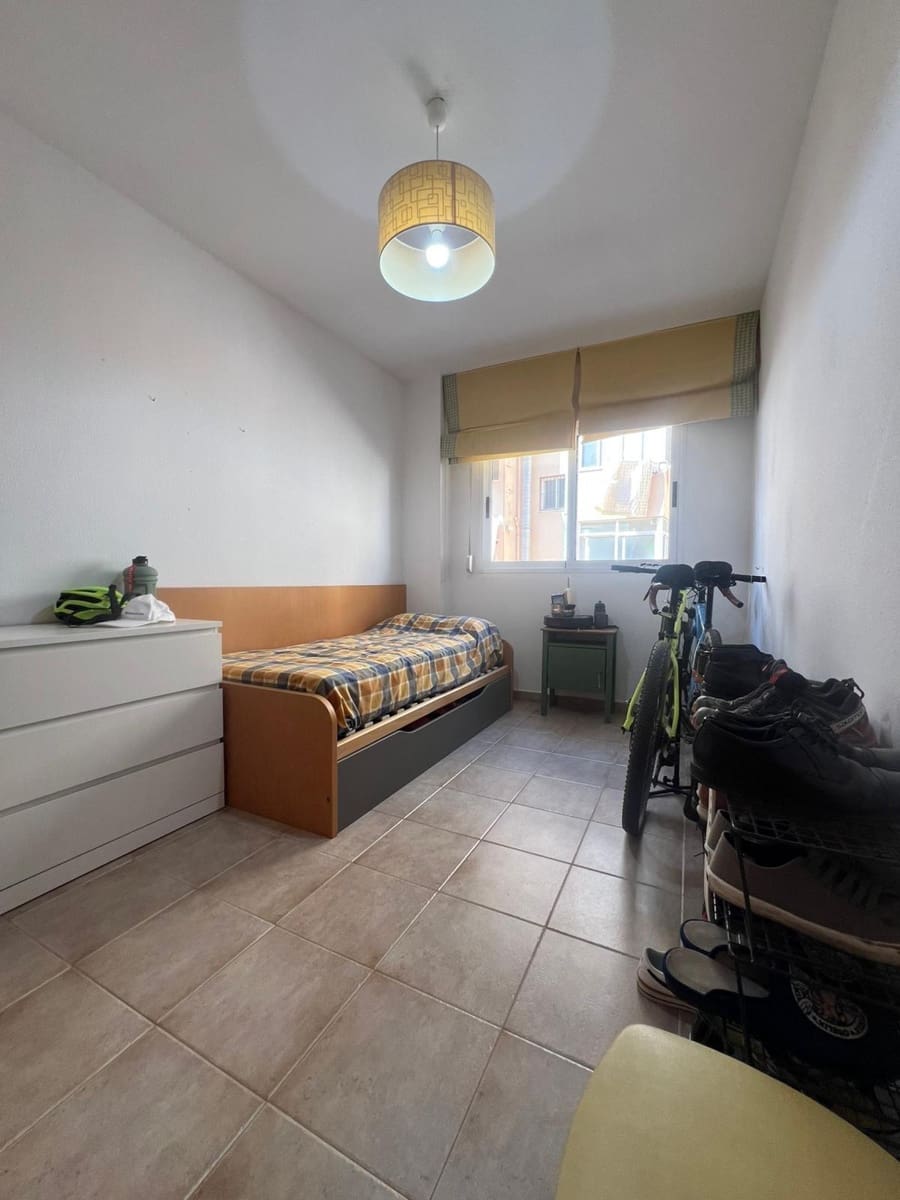 4 bedroom Flat for rent in Murcia city with garage - € 1,400 (Ref: 9825483)