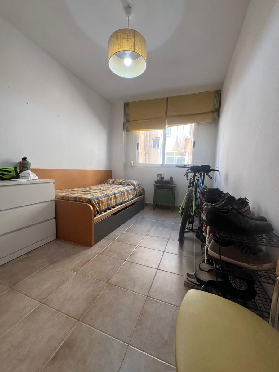 4 bedroom Flat for rent in Murcia city with garage - € 1,400 (Ref: 9825483)