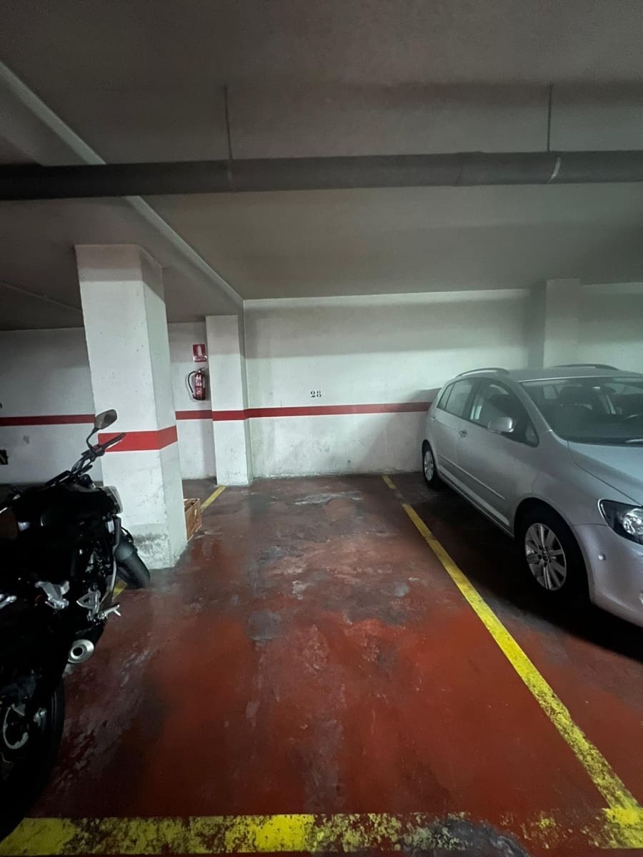 4 bedroom Flat for rent in Murcia city with garage - € 1,400 (Ref: 9825483)