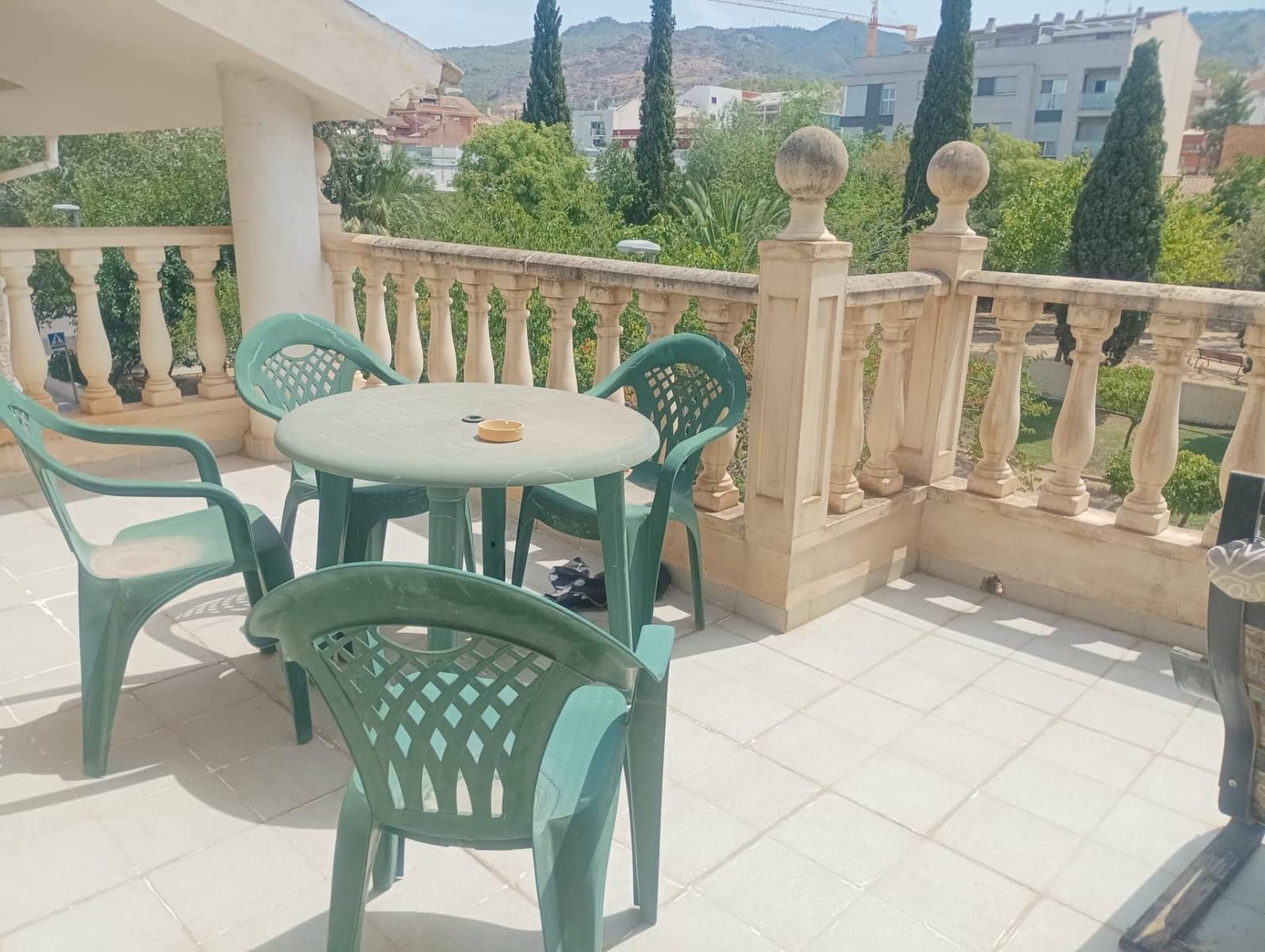 Chalet de 3 habitaciones en La Alberca en venta con piscina garaje - 399.000 € (Ref: 9825484)