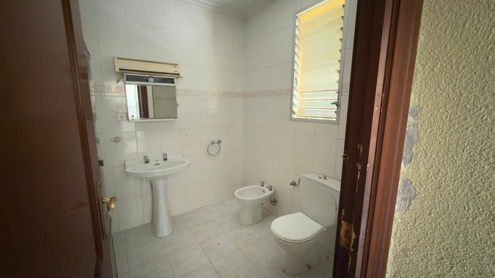 3 soveværelse Villa til salg i Torreaguera med swimmingpool - € 225.000 (Ref: 9825498)