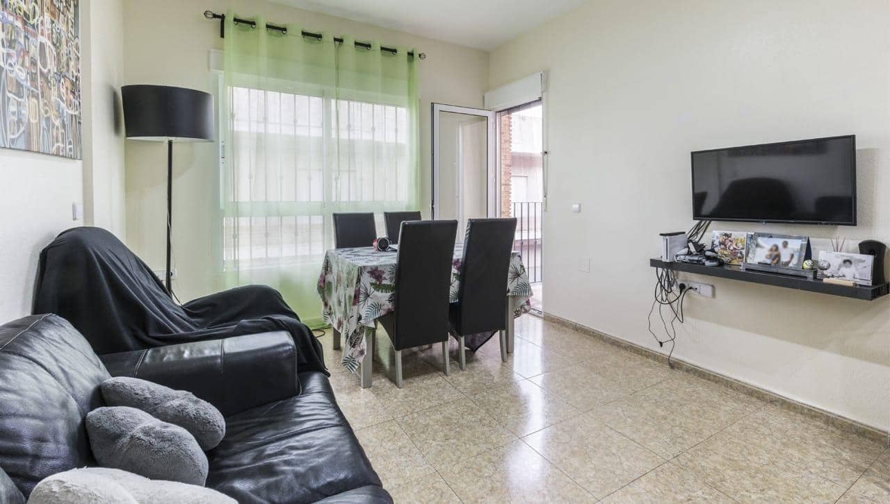 4 chambre Villa/Maison Mitoyenne à vendre à La Torre Golf Resort avec garage - 175 000 € (Ref: 9825499)