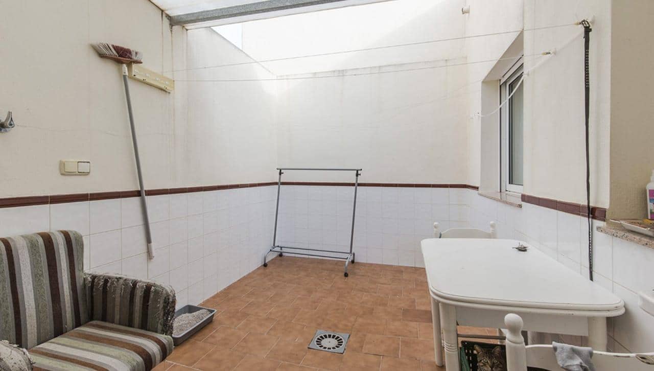 4 chambre Villa/Maison Mitoyenne à vendre à La Torre Golf Resort avec garage - 175 000 € (Ref: 9825499)