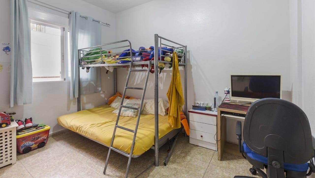 4 chambre Villa/Maison Mitoyenne à vendre à La Torre Golf Resort avec garage - 175 000 € (Ref: 9825499)