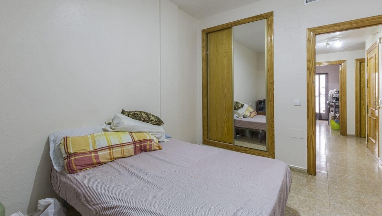 4 chambre Villa/Maison Mitoyenne à vendre à La Torre Golf Resort avec garage - 175 000 € (Ref: 9825499)