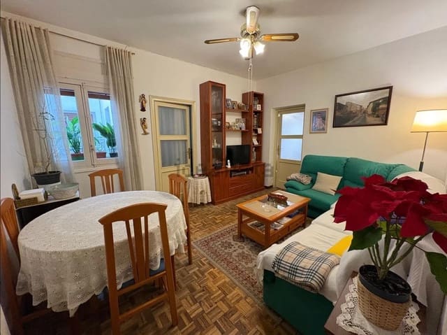 Piso de 4 habitaciones en El Carmen, Murcia ciudad en venta - 175.000 € (Ref: 9825501)