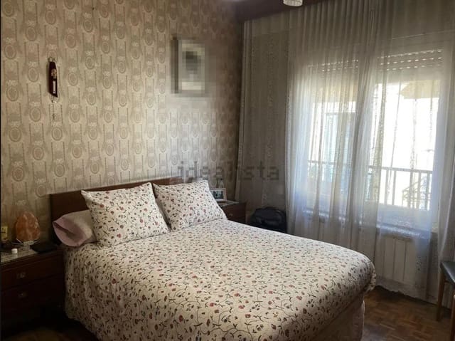 Piso de 4 habitaciones en El Carmen, Murcia ciudad en venta - 175.000 € (Ref: 9825501)
