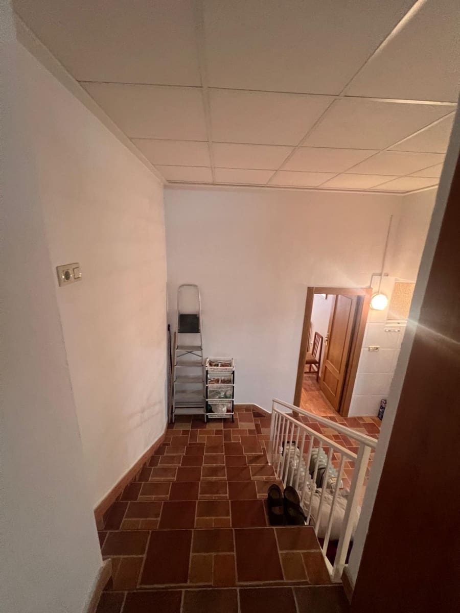 5 bedroom Apartment for sale in Murcia city with garage - € 189,000 (Ref: 9825504)