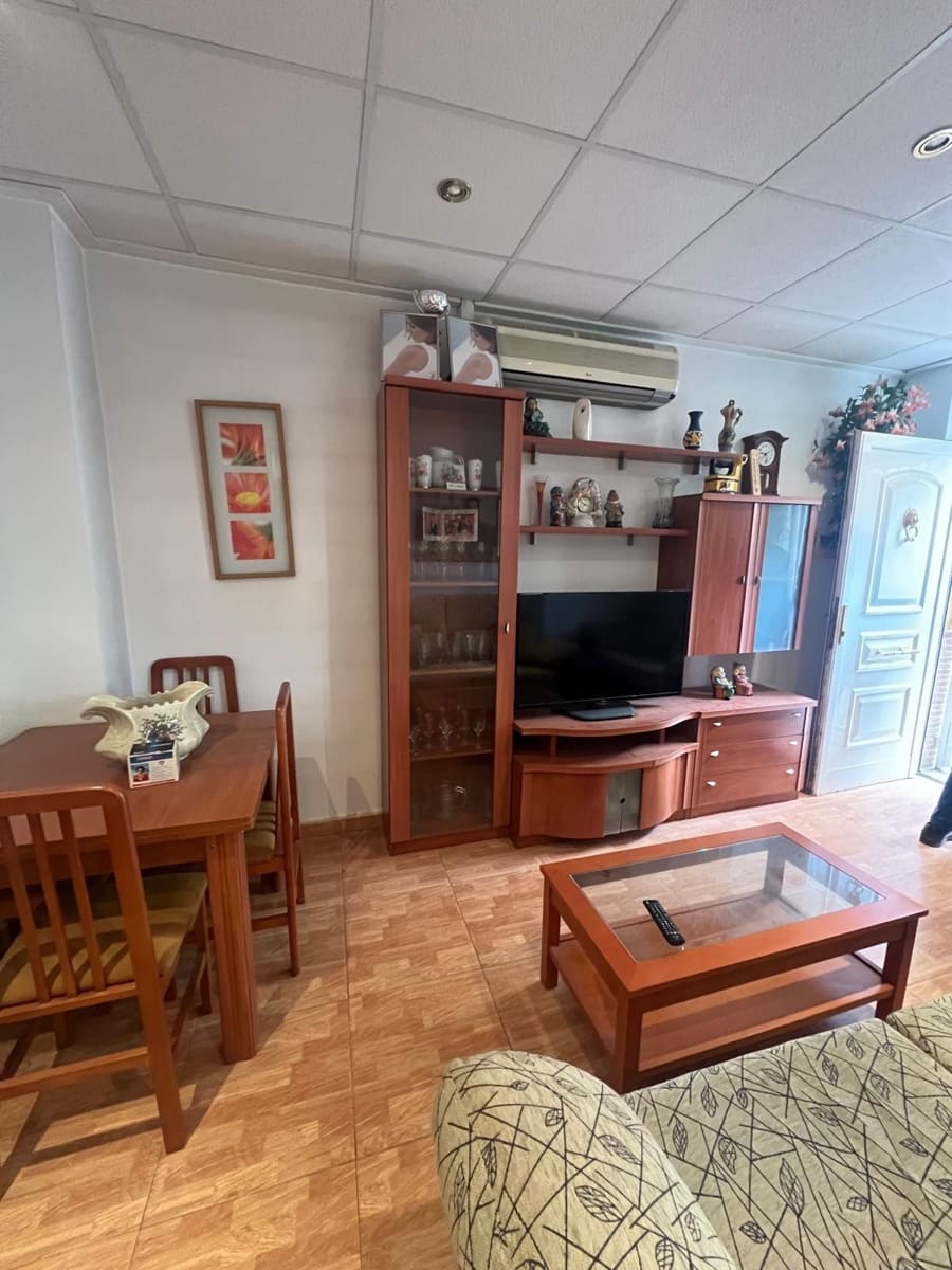 5 bedroom Apartment for sale in Murcia city with garage - € 189,000 (Ref: 9825504)