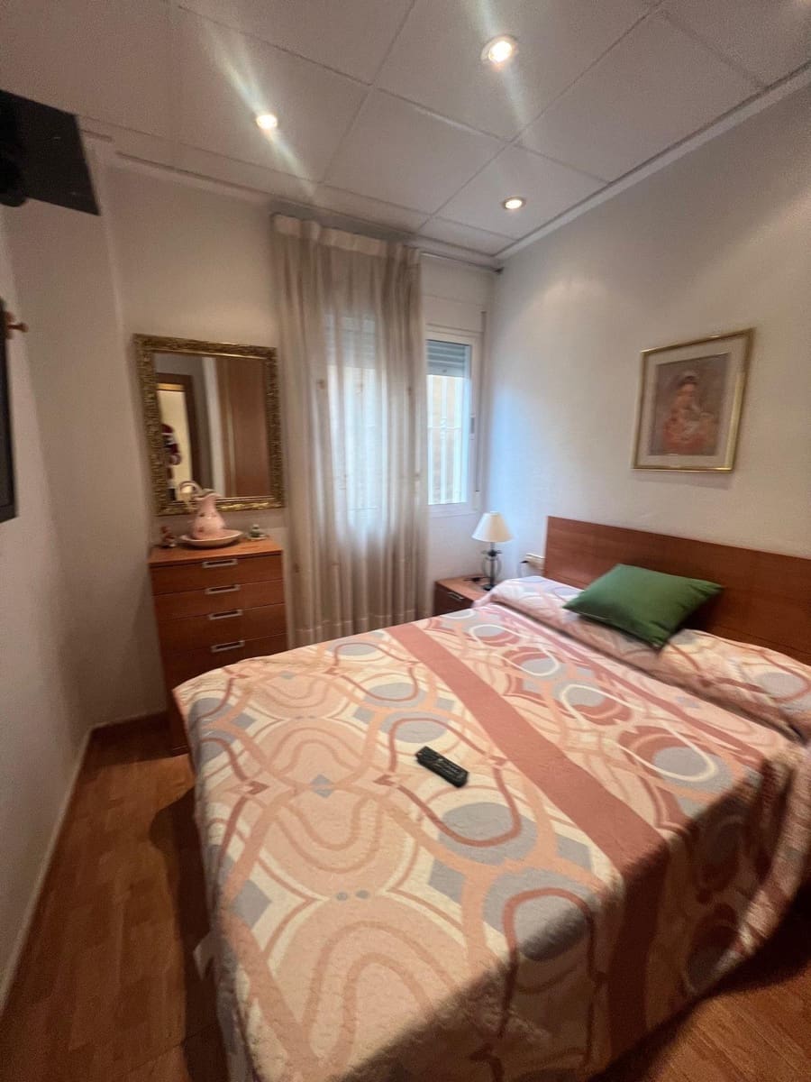 5 bedroom Apartment for sale in Murcia city with garage - € 189,000 (Ref: 9825504)
