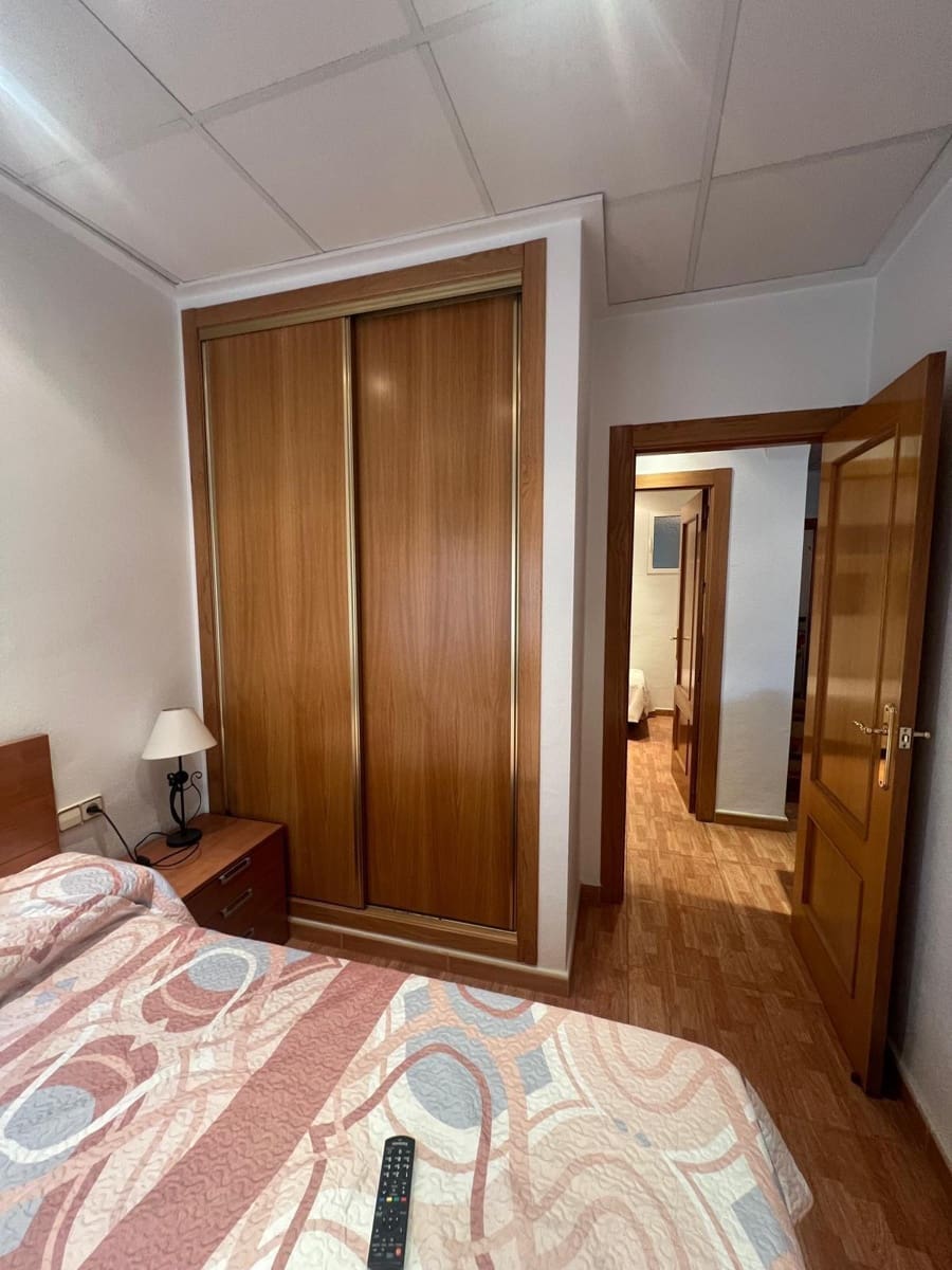 5 bedroom Apartment for sale in Murcia city with garage - € 189,000 (Ref: 9825504)