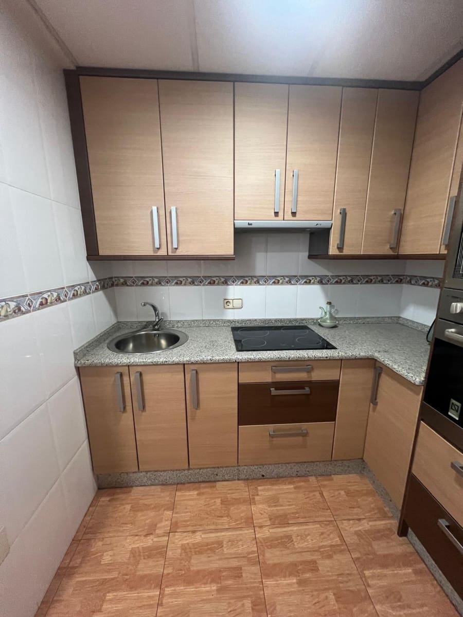 5 bedroom Apartment for sale in Murcia city with garage - € 189,000 (Ref: 9825504)