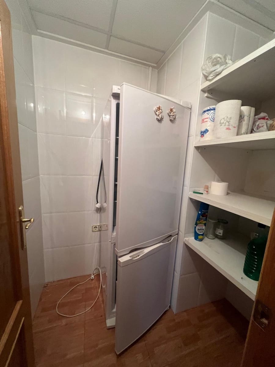 5 bedroom Apartment for sale in Murcia city with garage - € 189,000 (Ref: 9825504)