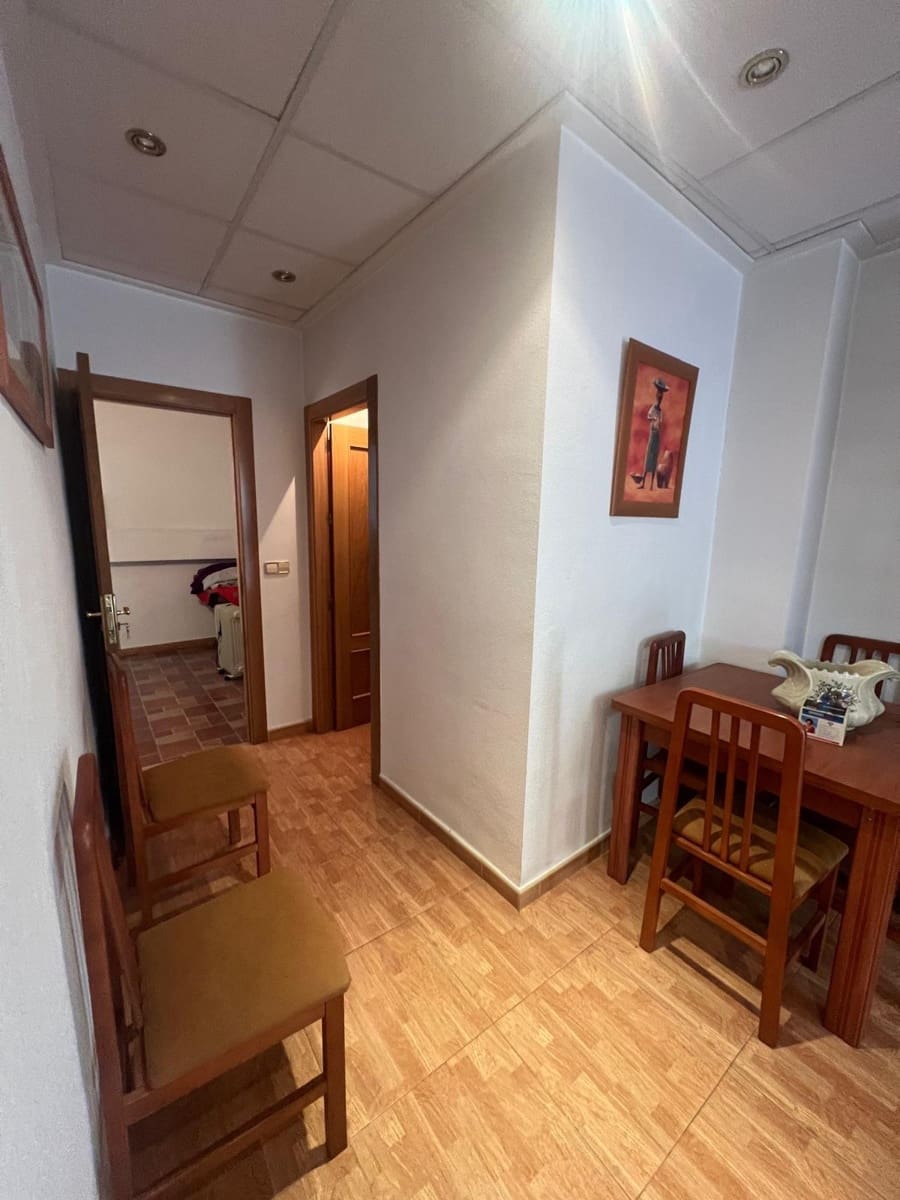5 bedroom Apartment for sale in Murcia city with garage - € 189,000 (Ref: 9825504)